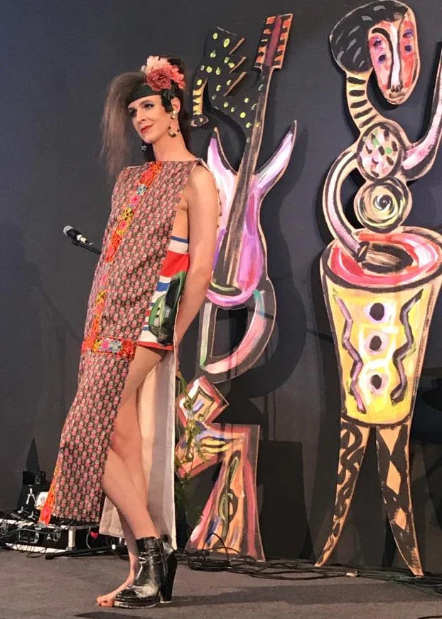 Cross Dress - PAULINA'S FRIENDS