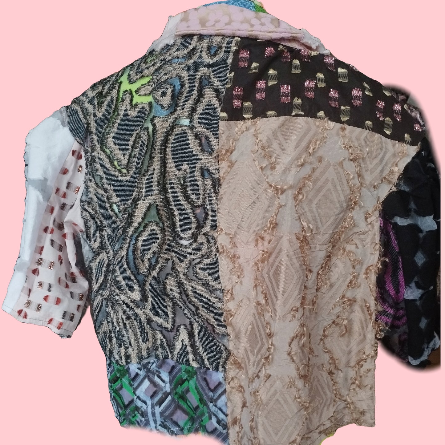 short blouse with golden vintage buttons - PAULINA'S FRIENDS