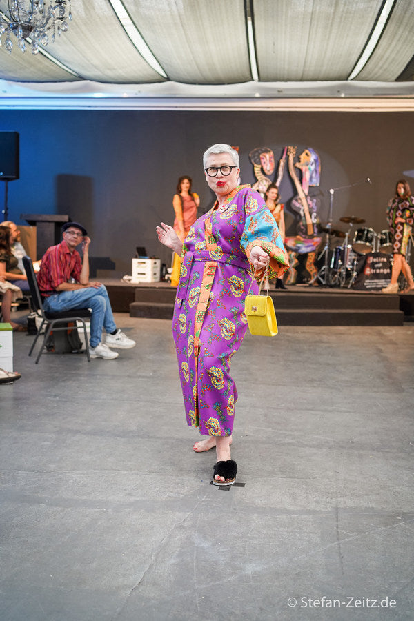 The first PAULINA'S FRIENDS Kimono