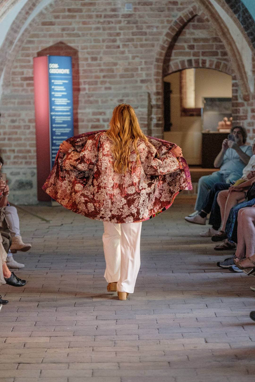 Brocade Kimono - PAULINA'S FRIENDS