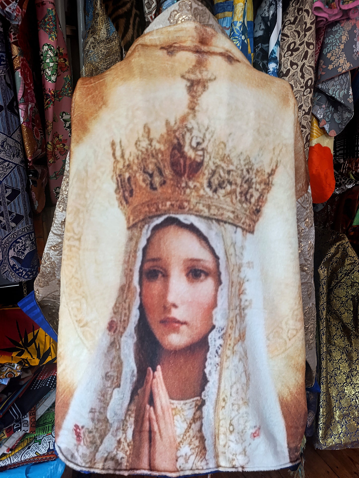 Madonna today holy unicum 9