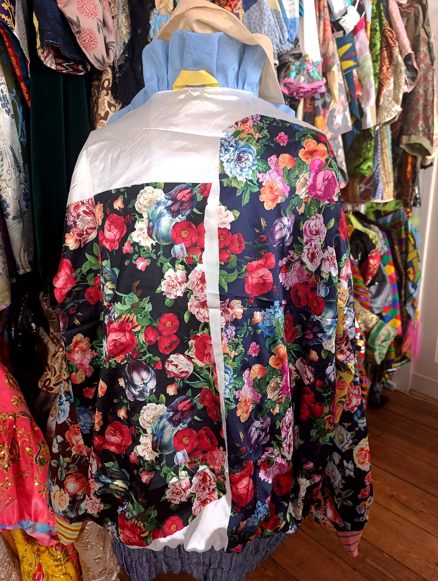 Royal tapisserie jacket