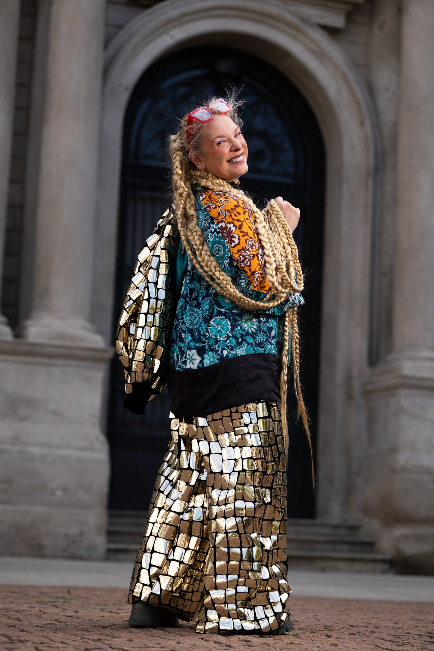 Golden suit Milano