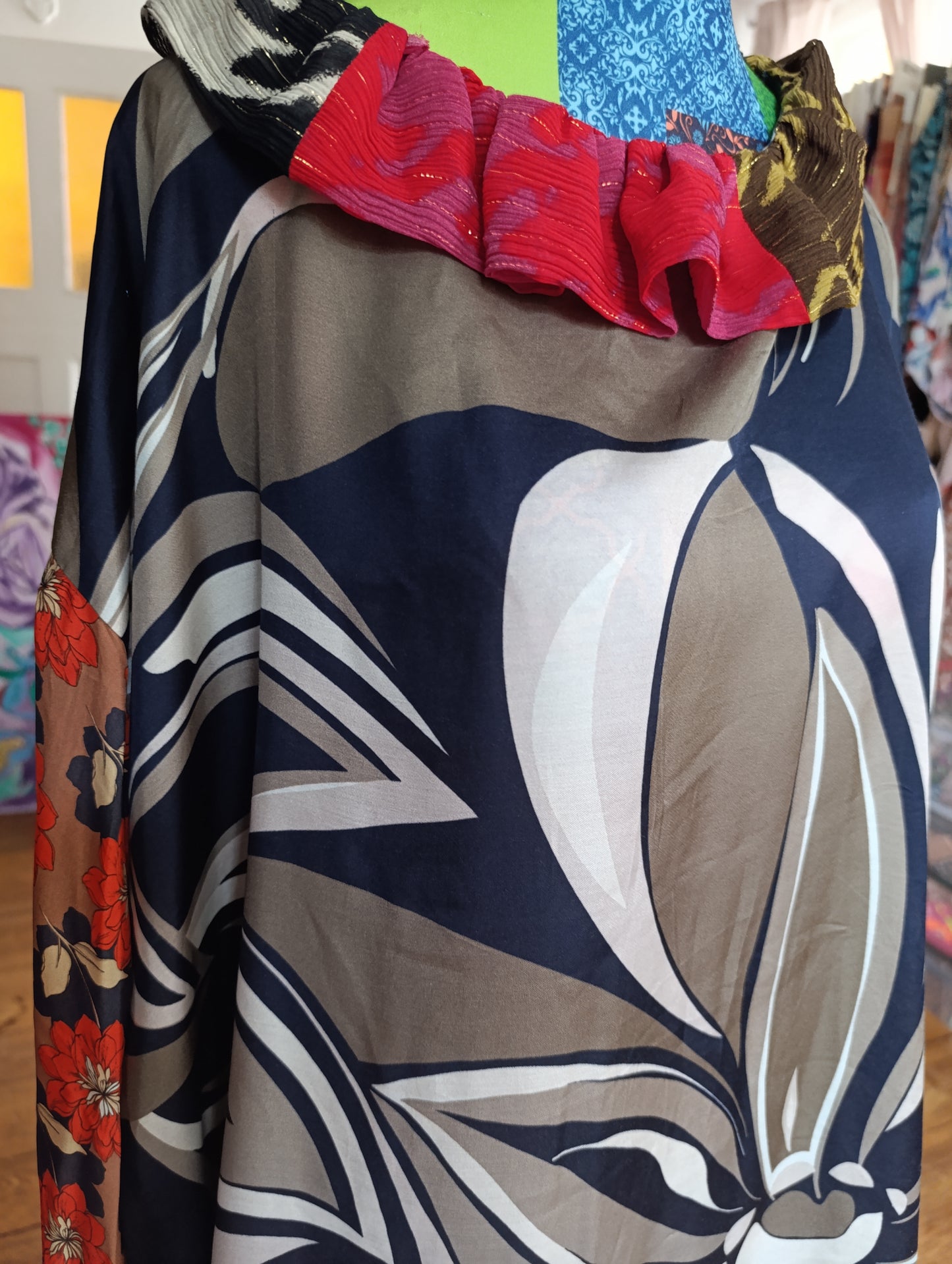 Floral tunic blouse