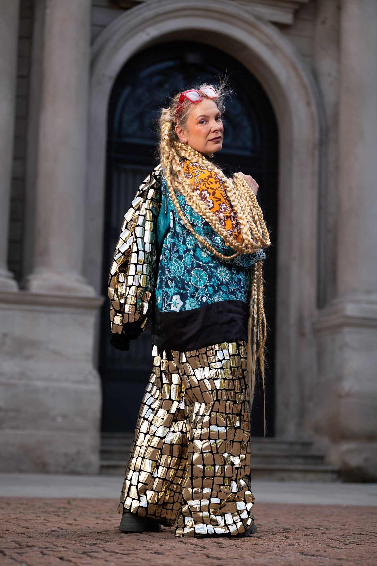 Golden suit Milano