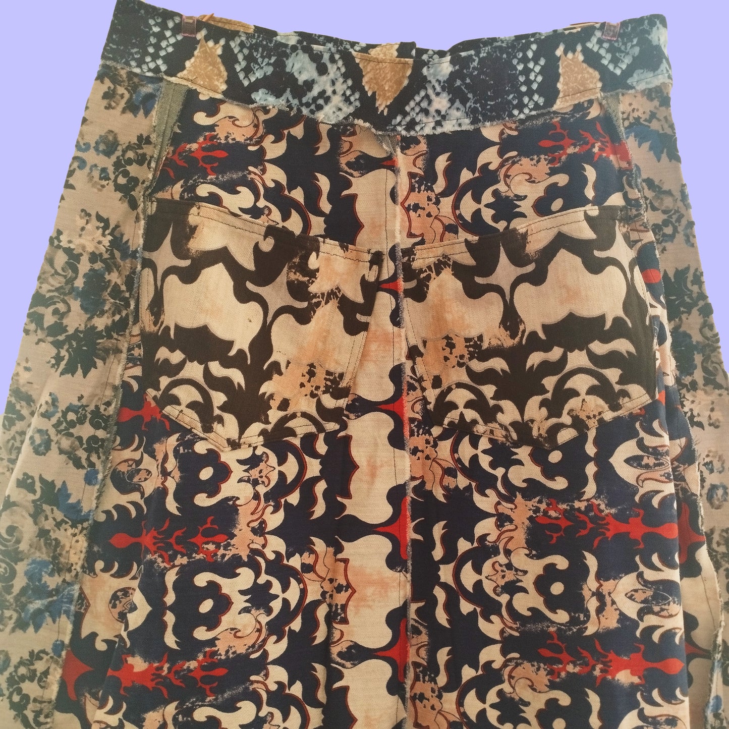 Middle length skirt