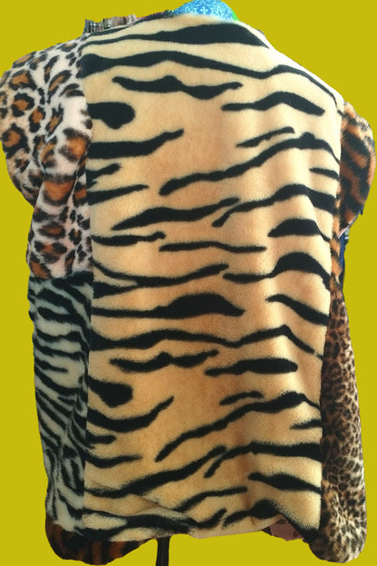 Fluffy short animal print vest