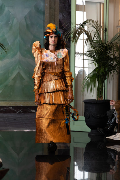 Opera copper glamour