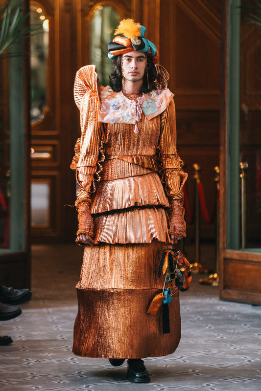 Opera copper glamour