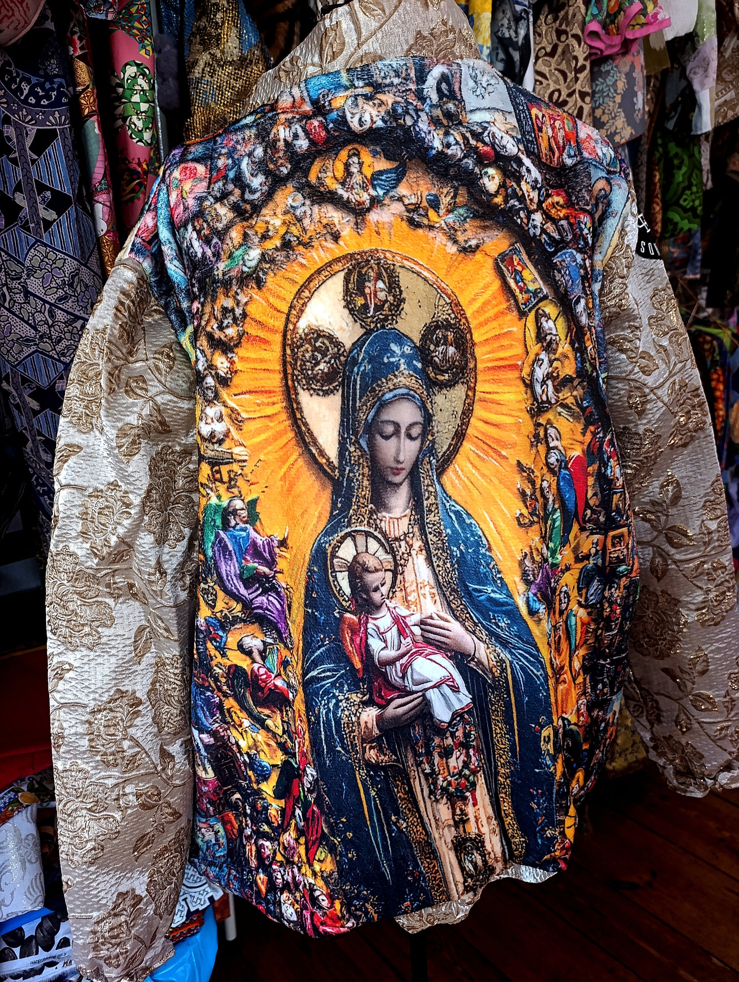 Madonna today holy unicum 2