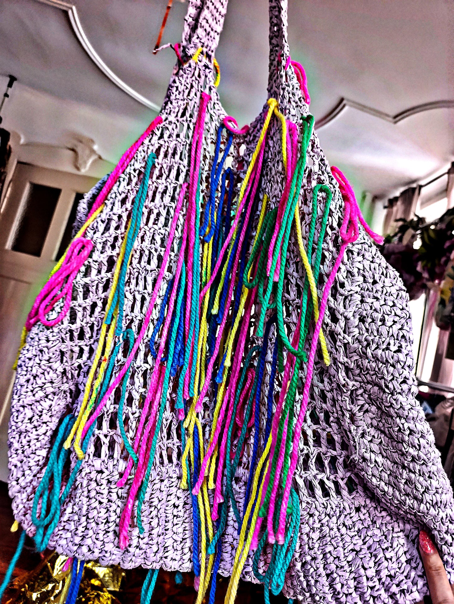 Oversized fringe tote bag