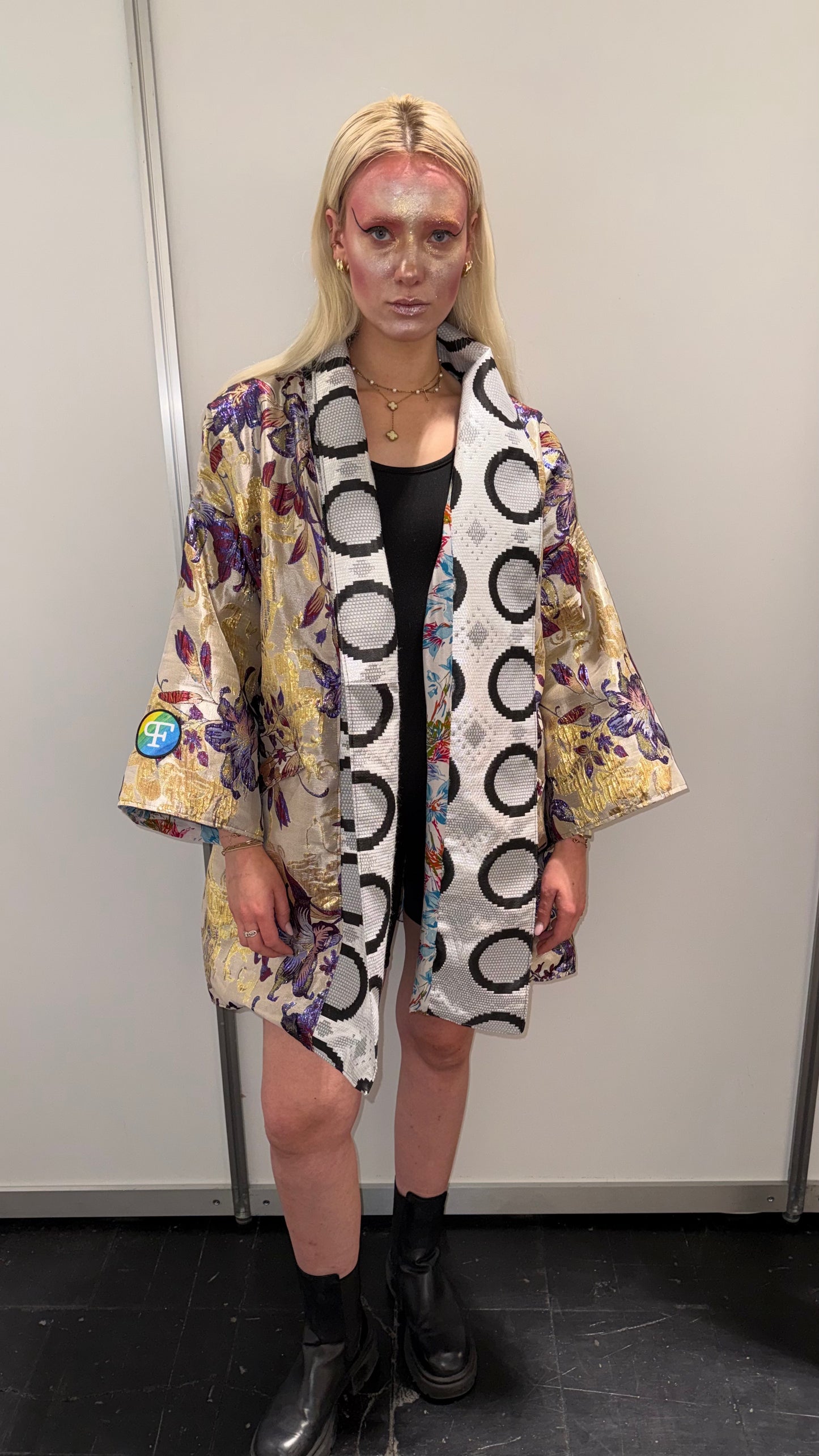 Brocade circles kimono