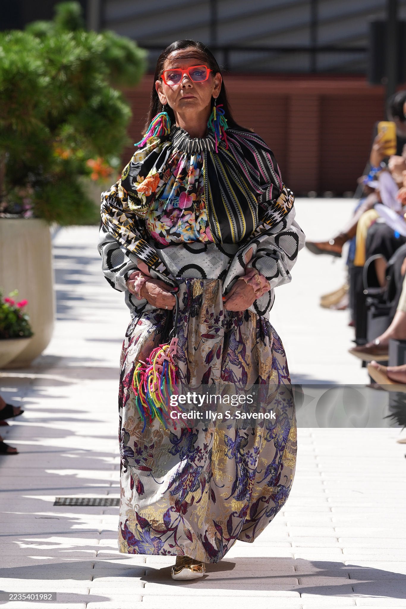 Black & White circles bomber - PAULINA'S FRIENDS